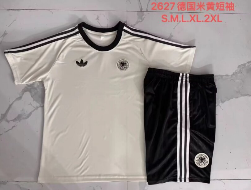 AAA Quality Germany 26/27 Light Beige Training Kit Jerseys